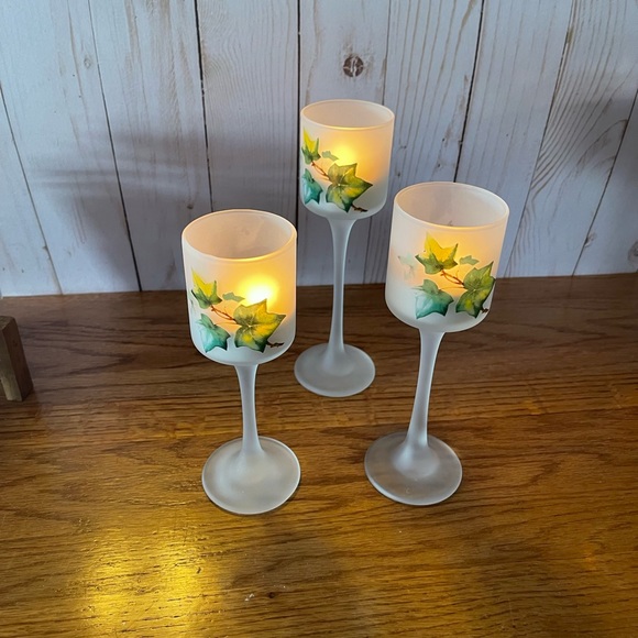 Set of 3 Candle Holders, Ivy Design! - Picture 2 of 4